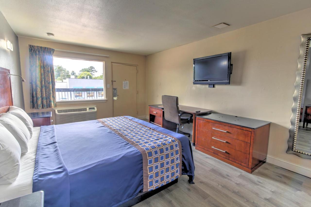 Budget Lodge Churchland Chesapeake Esterno foto